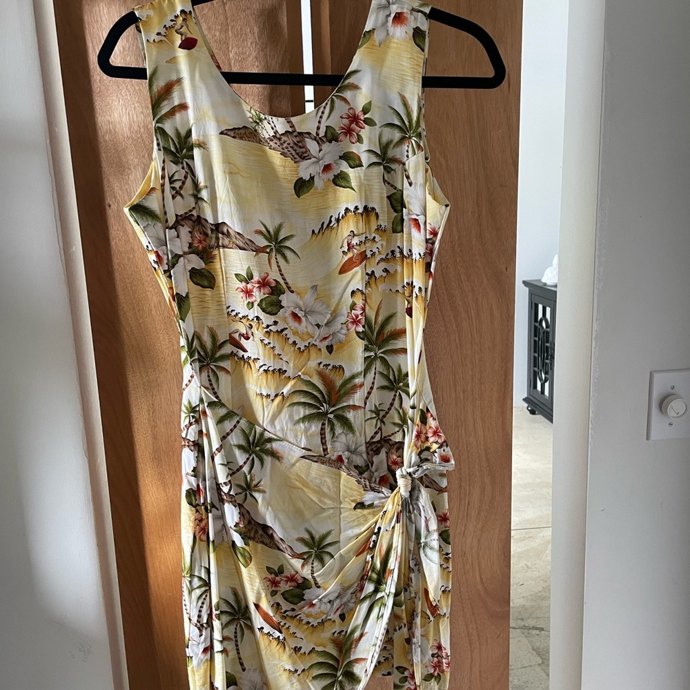 Hawaiian wrap style dress